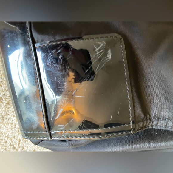 TORY BURCH Ella nylon tote with patent leather - Picture 8 of 11